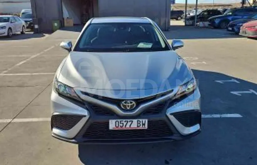 Toyota Camry 2.5L 2022 Тбилиси - изображение 1