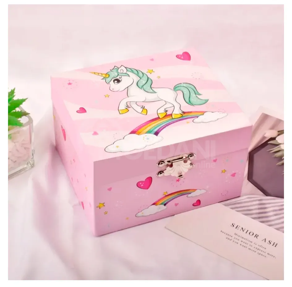 Სასაჩუქრე ნაკრები "Unicorn" მუსიკალური ყუთი საავენ კალენდარი ტატუების საღებარი გვერდებით Тбилиси - изображение 3