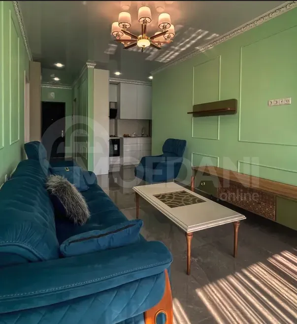 იყიდება 3 ოთახიანი ბინას 70.7მ² 10/15 სართ ბათუმი - photo 1