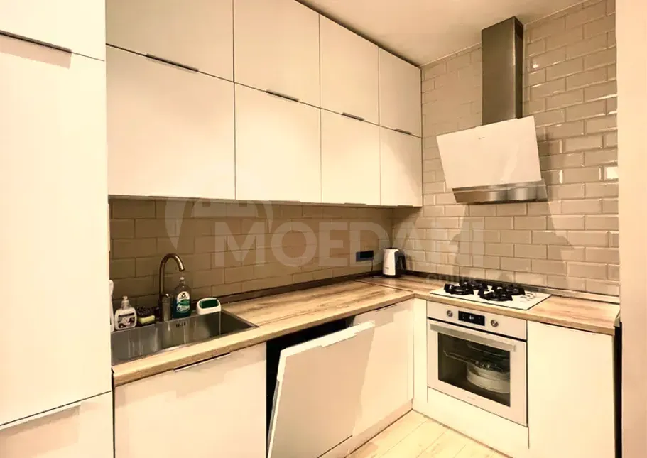 Apartments For Sale three-room 66м² 3/22 floor Batumi - photo 2