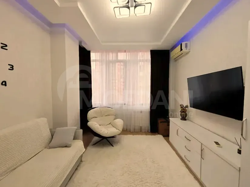 იყიდება 3 ოთახიანი ბინას 62მ² 8/15 სართ ბათუმი - photo 2