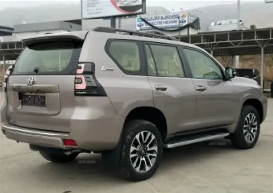 Toyota Land Cruiser Prado 2022 Тбилиси