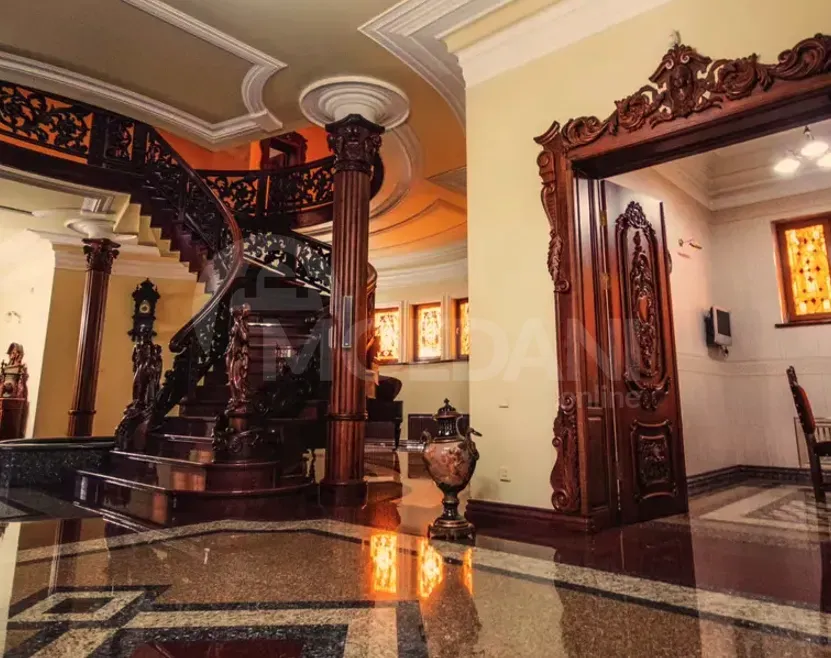 Продам Дом 2270м² Батуми - изображение 7