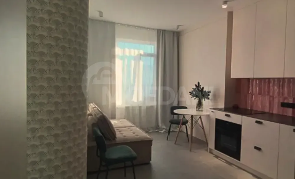 Продам 1-комн. квартиру 40.4м² 18/19 эт. Батуми - изображение 1