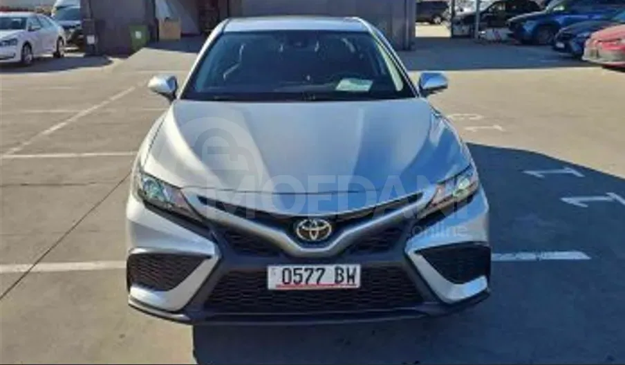 Toyota Camry 2.5L 2022 Тбилиси - изображение 1