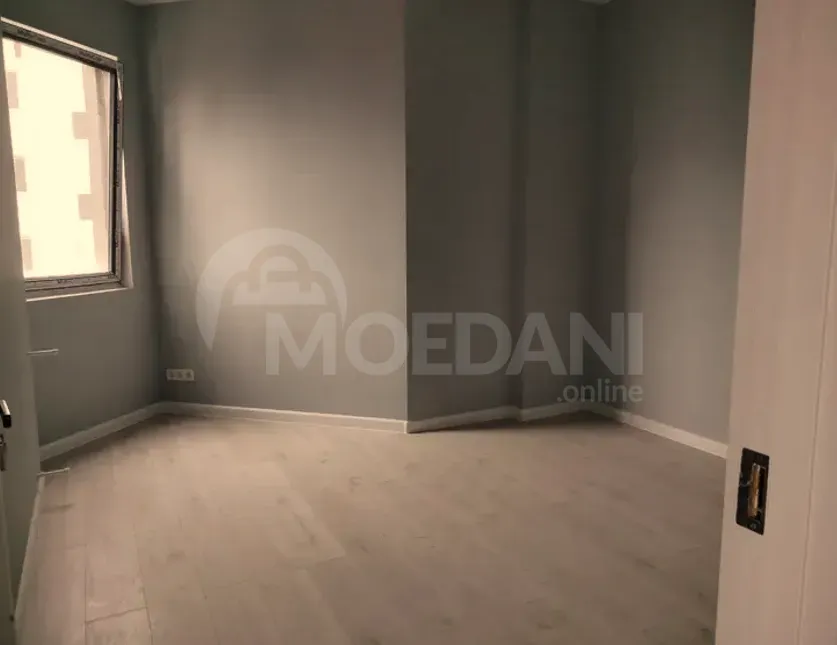 იყიდება 3 ოთახიანი ბინას 68მ² 9/16 სართ ბათუმი - photo 2