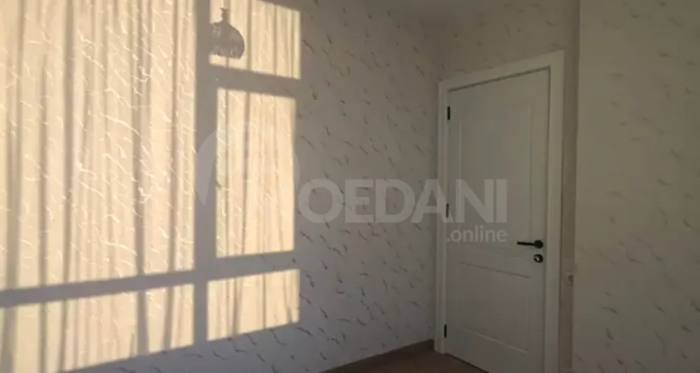 იყიდება 2 ოთახიანი ბინას 47მ² 24/28 სართ ბათუმი - photo 5