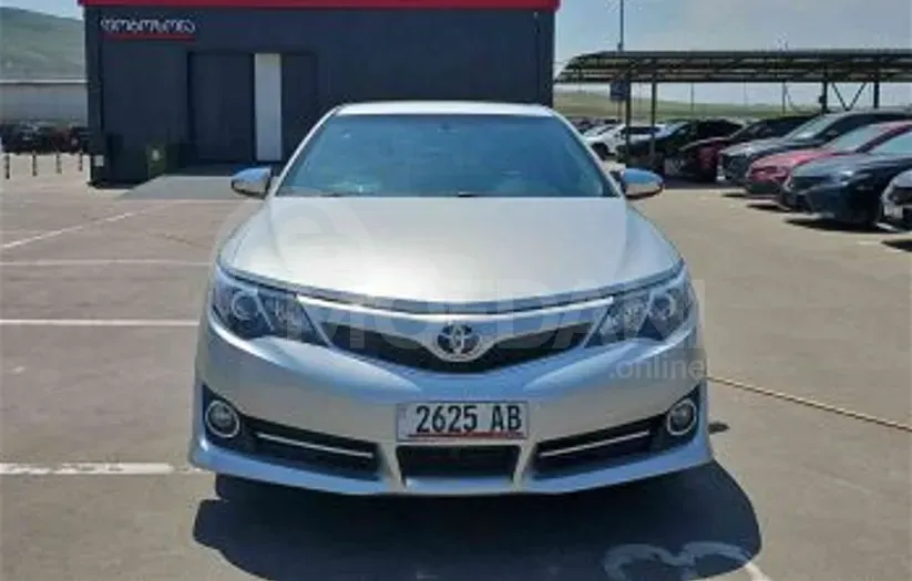 Toyota Camry 2.5L 2014 Tbilisi - photo 2