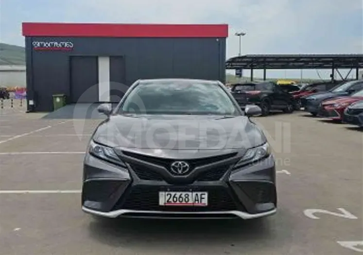 Toyota Camry 2.5L 2021 Тбилиси - изображение 1
