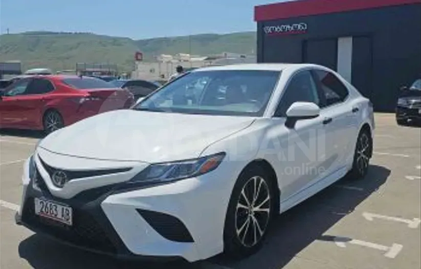 Toyota Camry 2.5L 2019 Tbilisi - photo 1