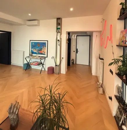 Apartments For Rent three-room 125м² 9/10 floor Tbilisi