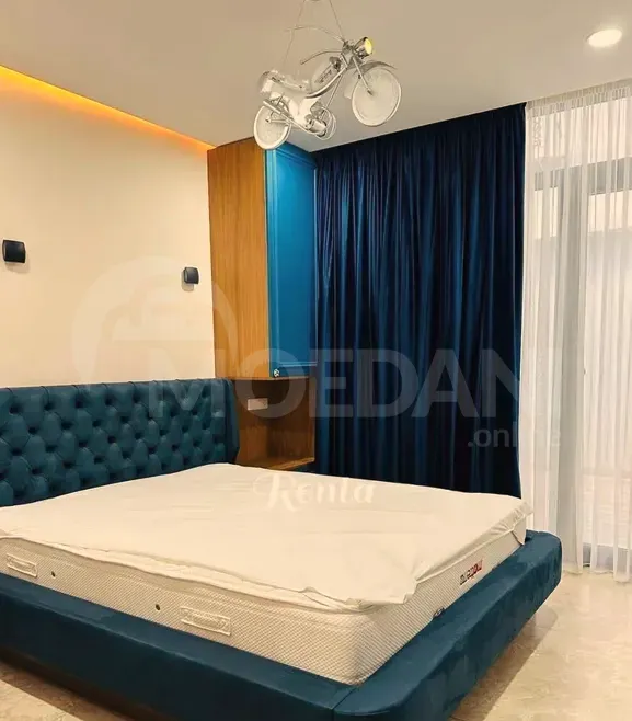 ქირავდება 5 ოთახიანი ბინა 270მ² 4/6 სართ თბილისი - photo 5