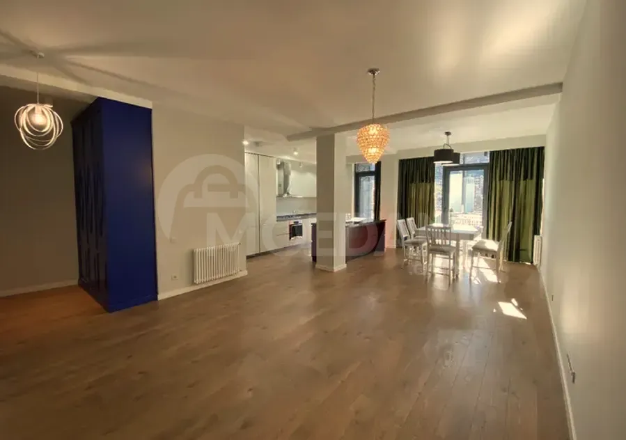 ქირავდება 4 ოთახიანი ბინა 175მ² 4/6 სართ თბილისი - photo 5