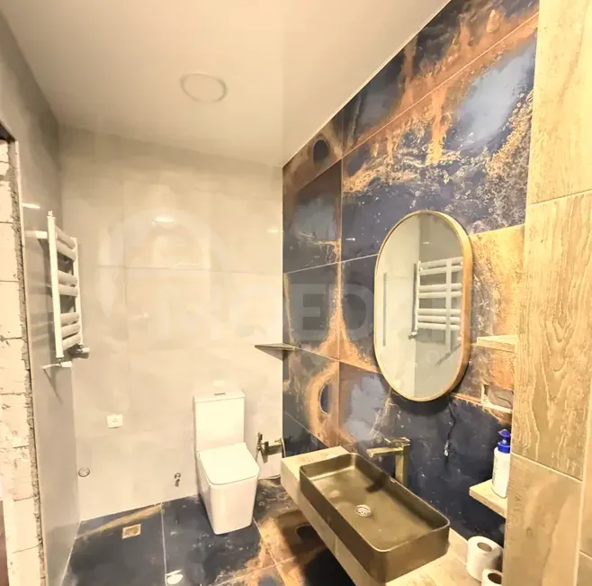 Продам 2-комн. квартиру 55м² 2/10 эт. Тбилиси - изображение 3