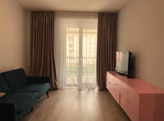 ქირავდება 2 ოთახიანი ბინა 55მ² 2/10 სართ თბილისი