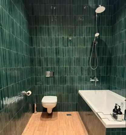 Apartments For Rent three-room 120м² 1/6 floor Tbilisi