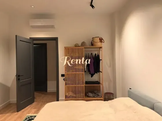 Apartments For Rent three-room 120м² 1/6 floor Tbilisi