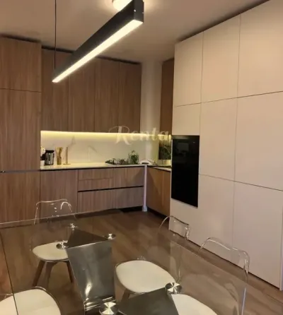 Apartments For Rent three-room 90м² 1/5 floor Tbilisi