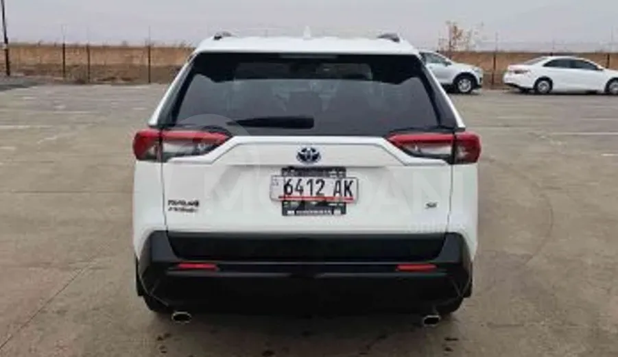 Toyota RAV4 2.5L 2021 Тбилиси - изображение 5