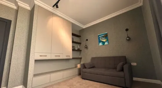 Apartments For Rent three-room 113м² 3/4 floor Tbilisi