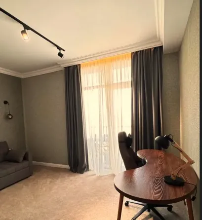 Apartments For Rent three-room 113м² 3/4 floor Tbilisi