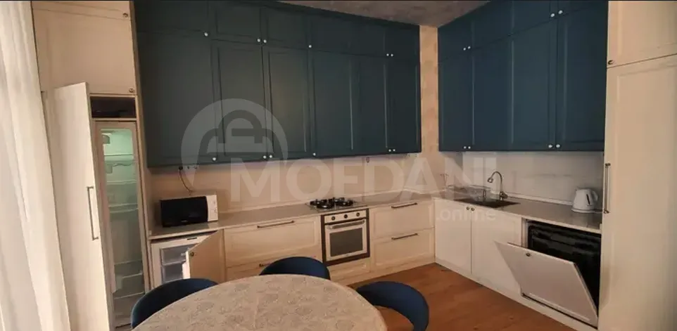 Сдам 4-комн. квартиру 135м² 3/5 эт. Тбилиси - изображение 3