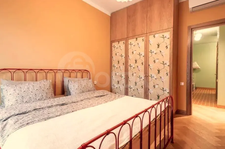 Apartments For Rent three-room 158м² 1/4 floor Tbilisi - photo 5