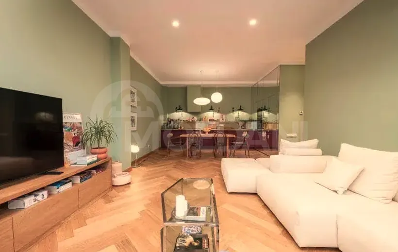 Apartments For Rent three-room 158м² 1/4 floor Tbilisi - photo 2