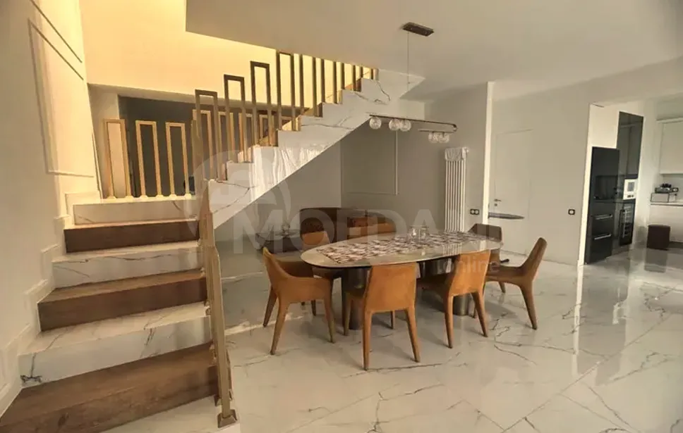 ქირავდება 6 ოთახიანი ბინა 220მ² 2/2 სართ თბილისი - photo 10