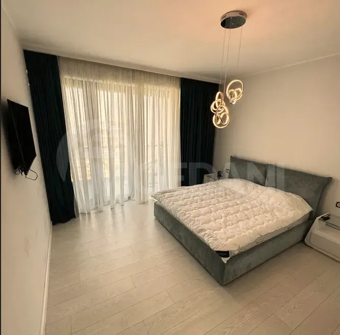 ქირავდება 6 ოთახიანი ბინა 220მ² 2/2 სართ თბილისი - photo 5