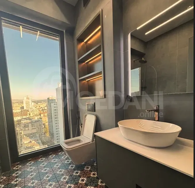 ქირავდება 5 ოთახიანი ბინა 205მ² 20/26 სართ თბილისი - photo 10