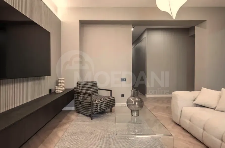 ქირავდება 4 ოთახიანი ბინა 145მ² 17/20 სართ თბილისი - photo 3