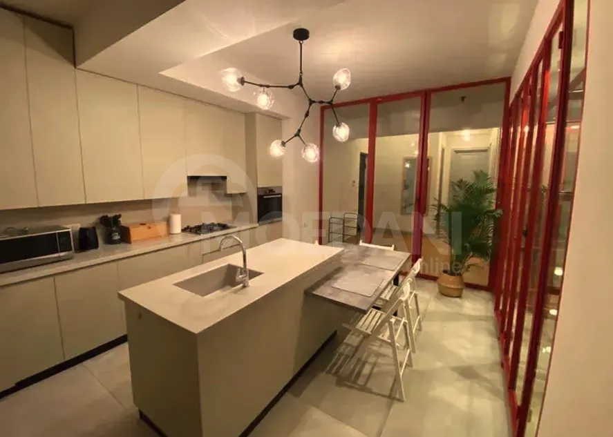 Сдам 4-комн. квартиру 170м² 5/6 эт. Тбилиси - изображение 3