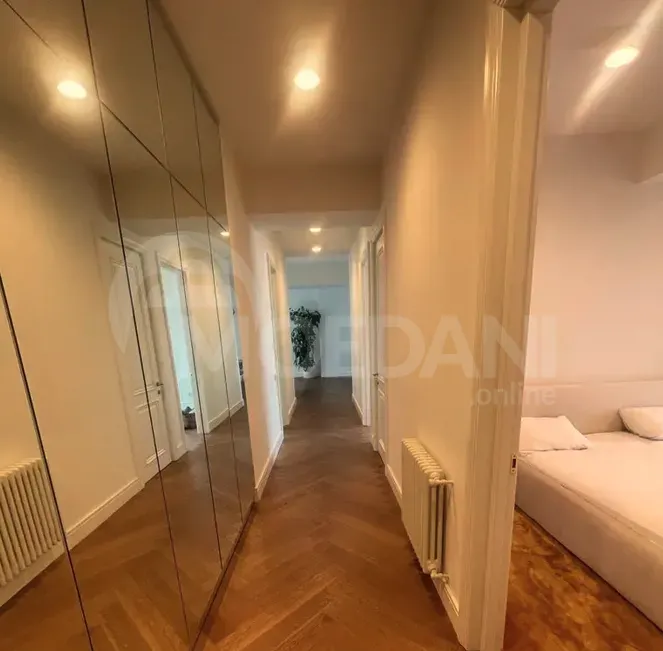 Сдам 3-комн. квартиру 130м² 1/1 эт. Тбилиси - изображение 4