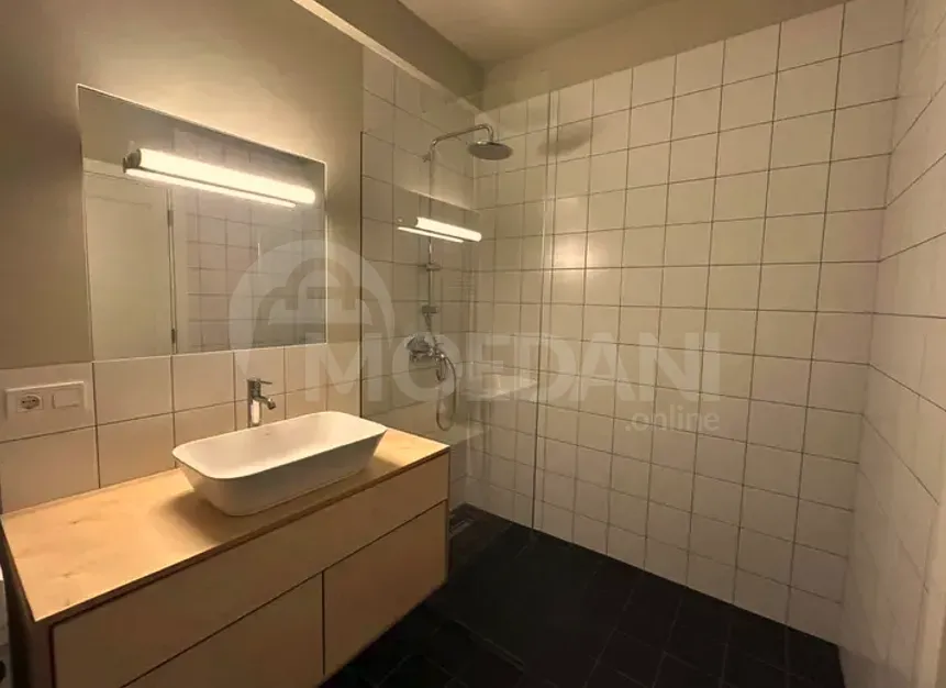 Сдам 4-комн. квартиру 145м² 3/12 эт. Тбилиси - изображение 5