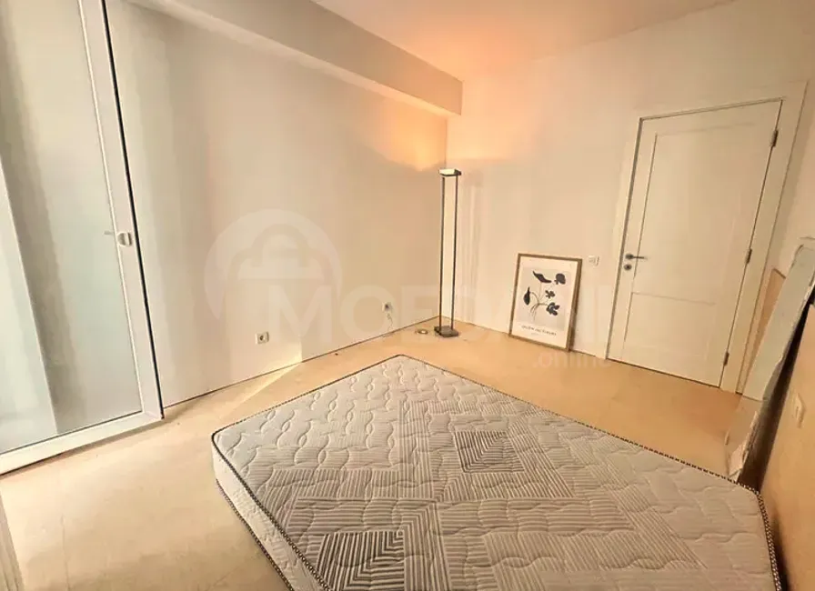 Сдам 4-комн. квартиру 145м² 3/12 эт. Тбилиси - изображение 9