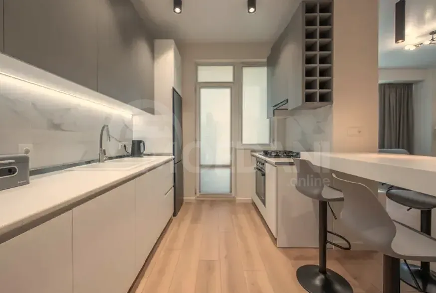 Сдам 4-комн. квартиру 120м² 6/10 эт. Тбилиси - изображение 6