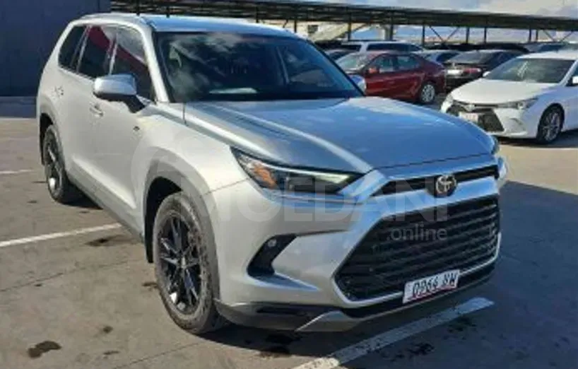 Toyota Highlander 2.4L 2024 Tbilisi - photo 3
