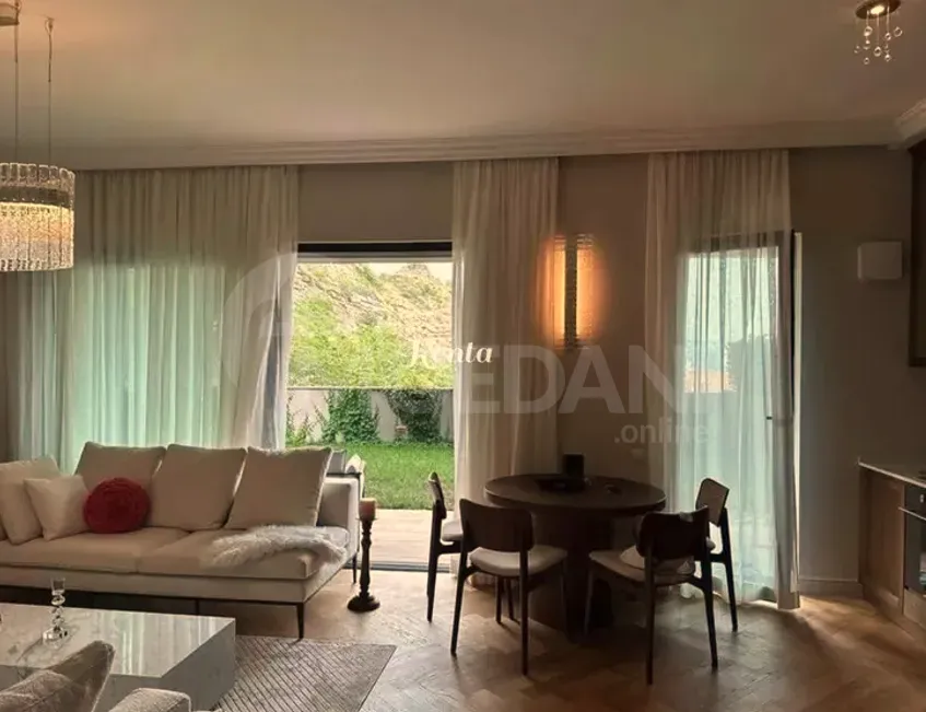 ქირავდება 3 ოთახიანი ბინა 180მ² 1/4 სართ თბილისი - photo 3