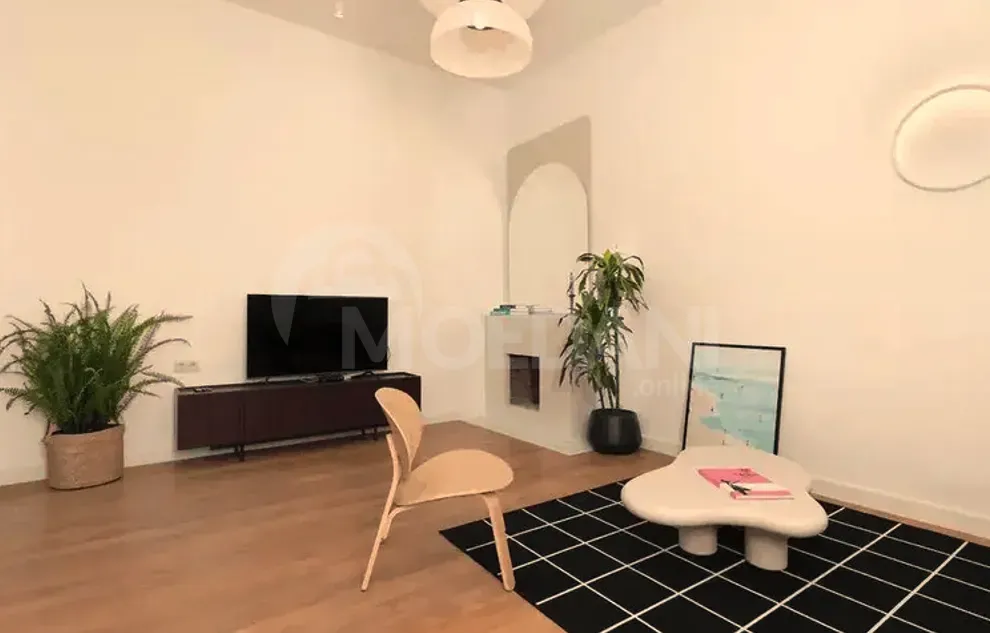 Apartments For Rent three-room 100м² 3/3 floor Tbilisi - photo 5