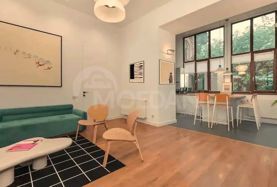 Apartments For Rent three-room 100м² 3/3 floor Tbilisi - photo 4