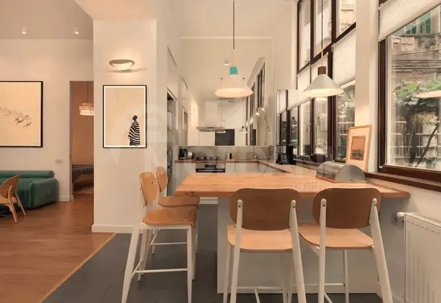 Apartments For Rent three-room 100м² 3/3 floor Tbilisi - photo 3