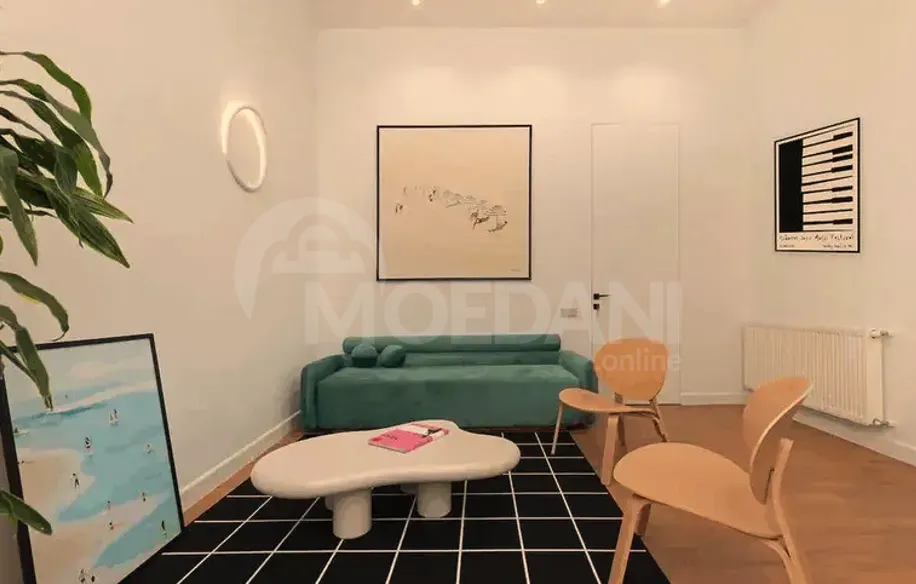 Apartments For Rent three-room 100м² 3/3 floor Tbilisi - photo 1