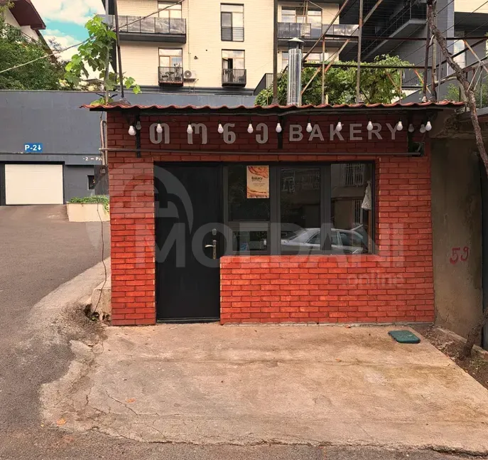 Ქირავდება ავტოფარეხი კომერციული ფართი საბურთალოზე თბილისი - photo 1