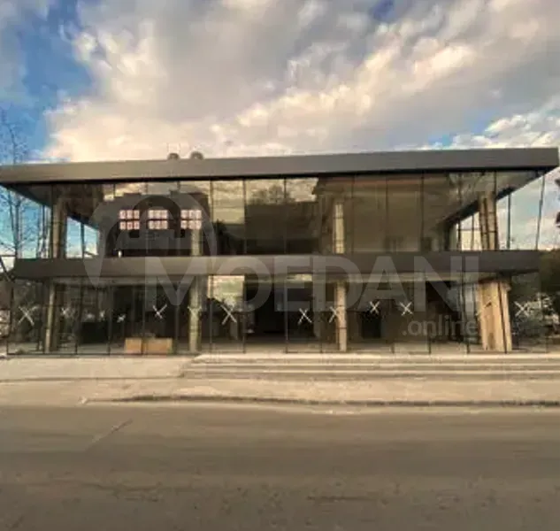 Сдается универсальное коммерческое помещение Тбилиси - изображение 1