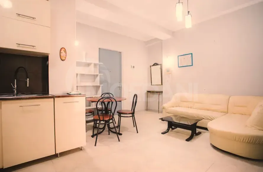 Сдам 3-комн. квартиру 65м² 10/11 эт. Тбилиси - изображение 1