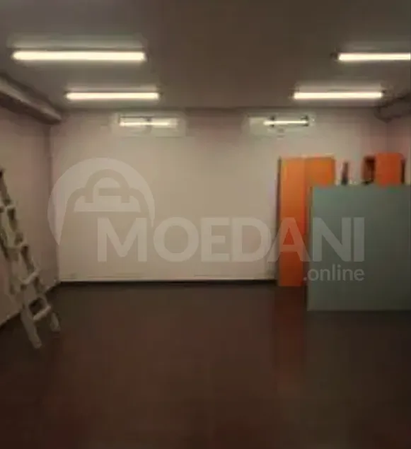 Сдается универсальное коммерческое помещение в Варкетили Тбилиси - изображение 1