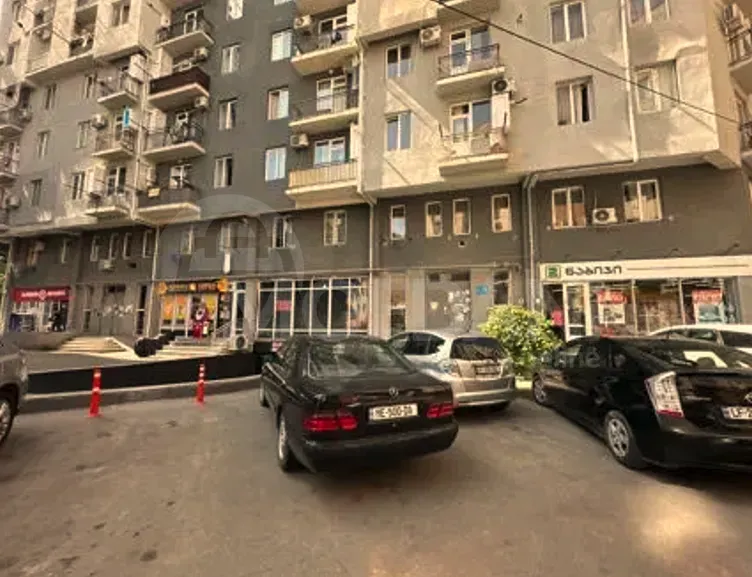 Сдается универсальное коммерческое помещение (на Сабуртало) Тбилиси - изображение 11