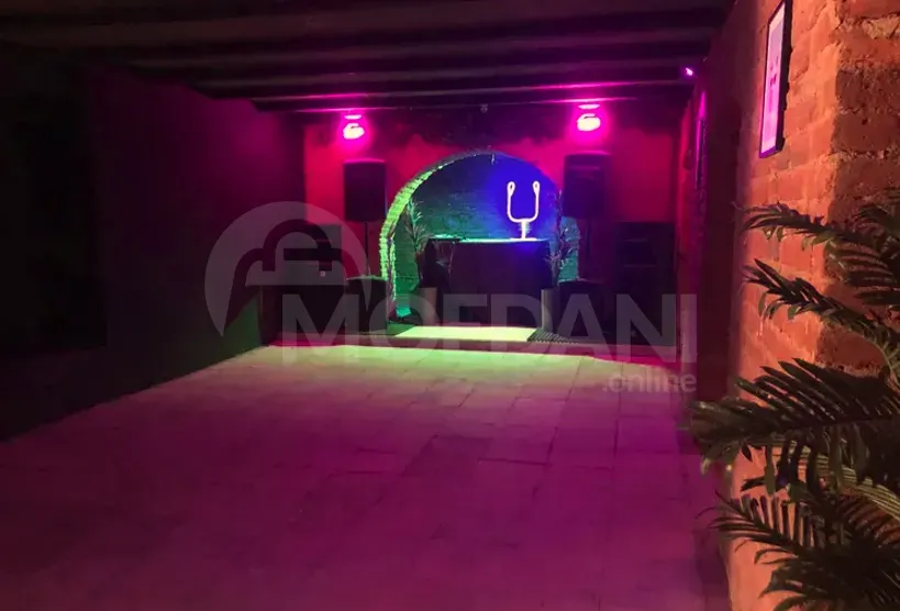 Ქირავდება უნივერსალური კომერციული ფართი ვერაზე თბილისი - photo 4