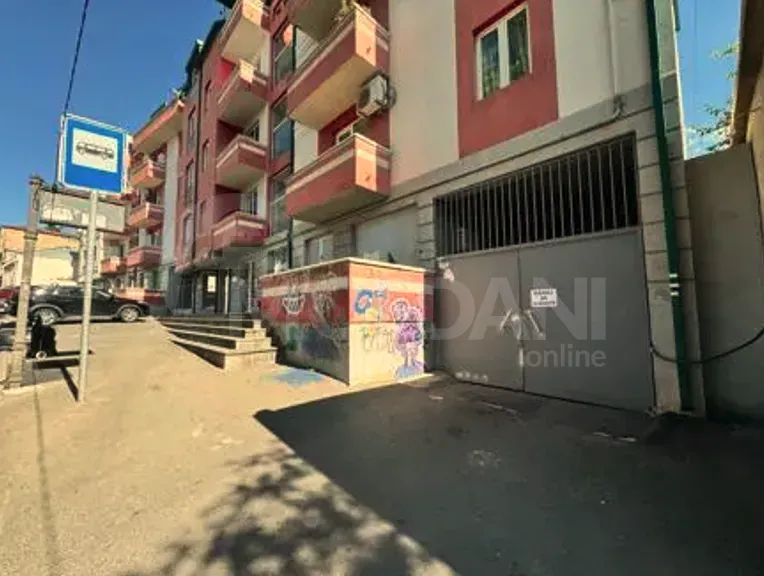 Сдается универсальное коммерческое помещение в районе Сванетии Тбилиси - изображение 4